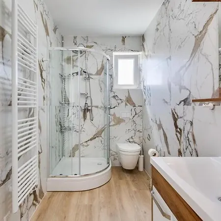 Βίλα Two Bedroom Beachfront With Jacuzzy - Sga3 Privlaka (Zadar)